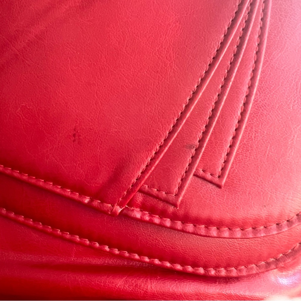 Vintage Red Clutch Bag - Picture 3 of 12